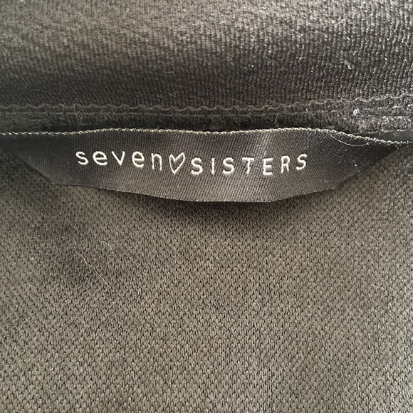 Seven Sisters sleeveless cardigan - Picture 3 of 4